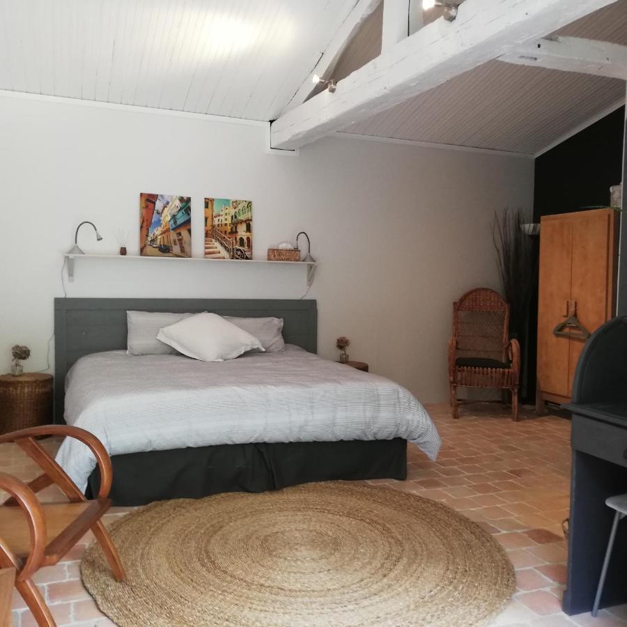 Au Logis De La Mongie Bed & Breakfast Soullans Exterior foto